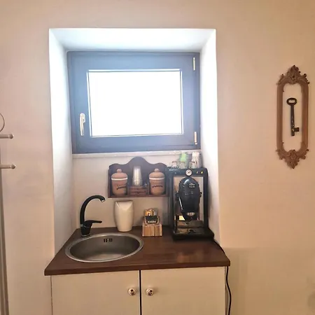 La Corte Dei Filangieri Candida